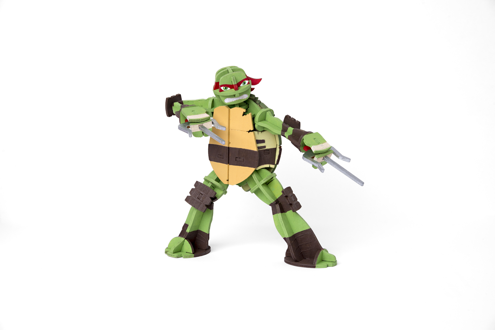 Incredibuilds: Teenage Mutant Ninja Turtles: Raphael 3D Wood Model by Insight Editions image