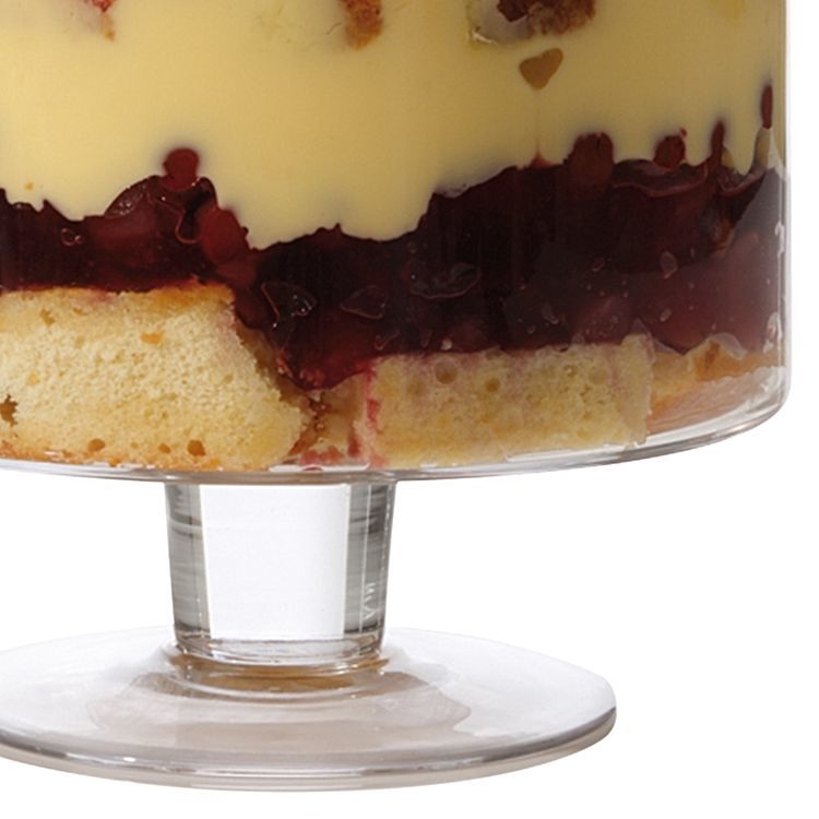 Maxwell & Williams Diamante Footed Trifle Bowl at Mighty Ape Australia