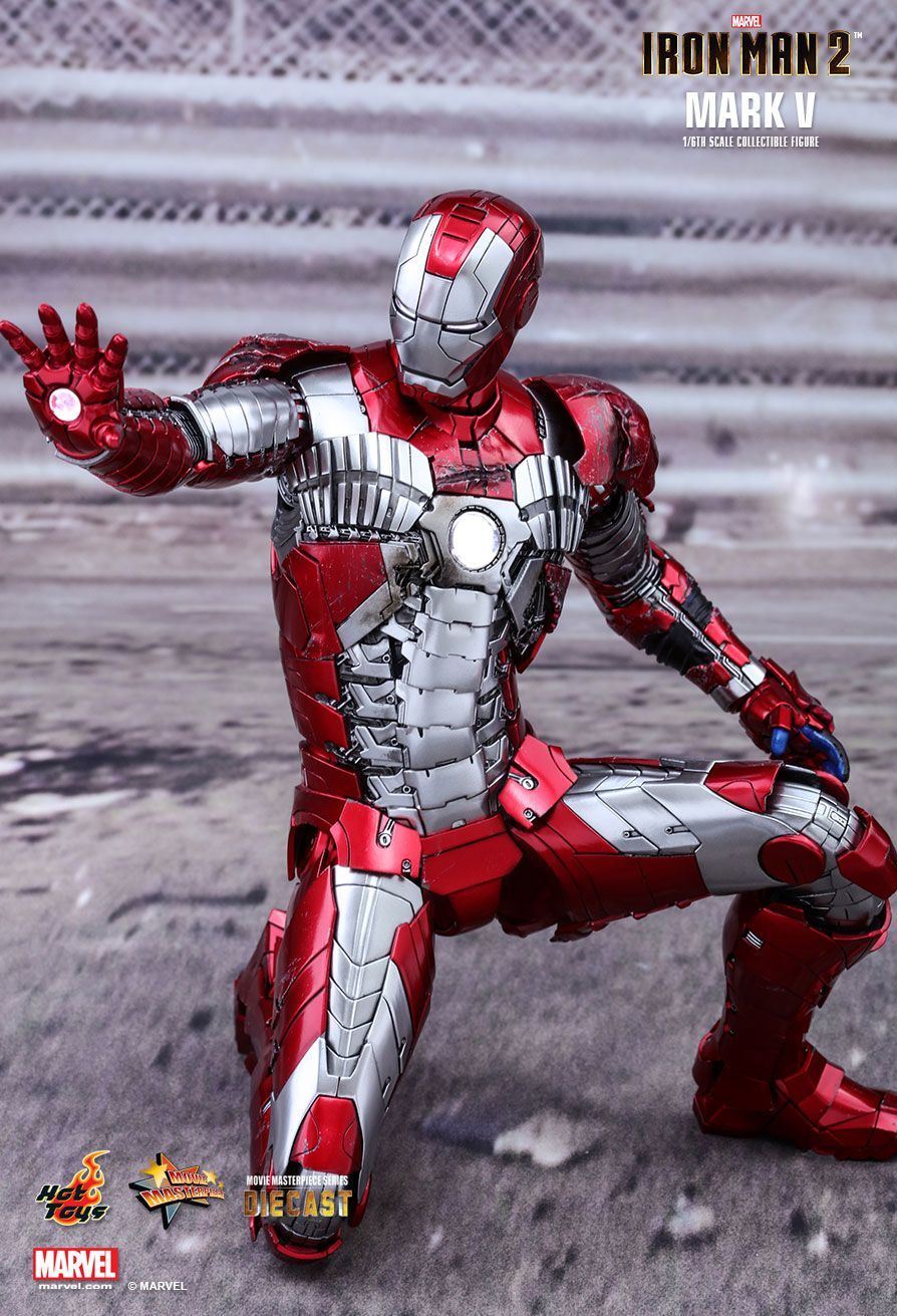 Iron Man Mark V - 1:6 Scale Diecast Figure image