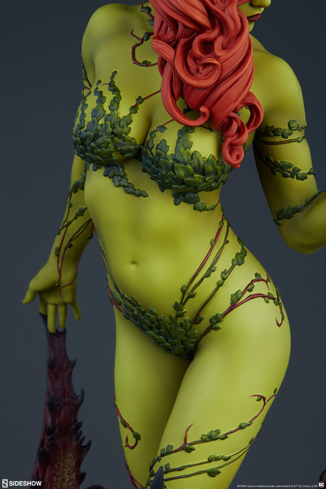 DC Comics: Poison Ivy - 22" Premium Format Figure image