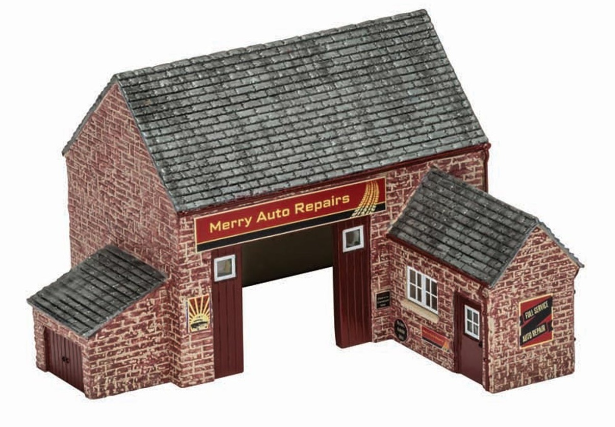 Hornby Skaledale The Village Garage at Mighty Ape Australia