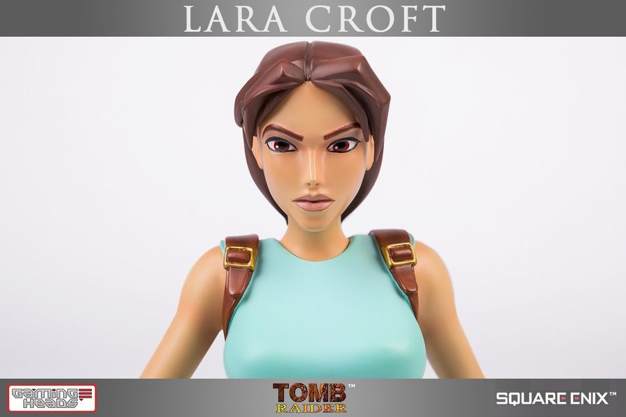 Lara Croft - 14" Collectors Statue image