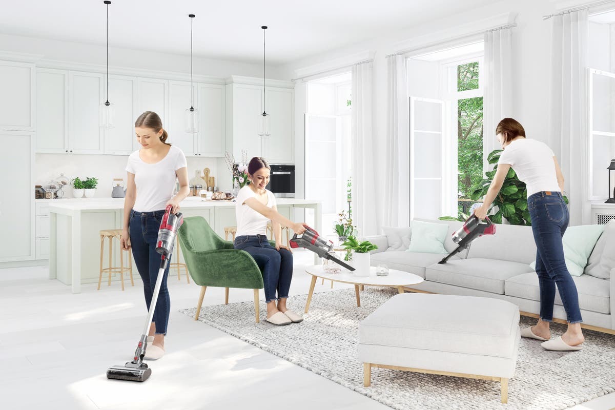 Kogan: C7 Cordless Stick Vacuum Cleaner image