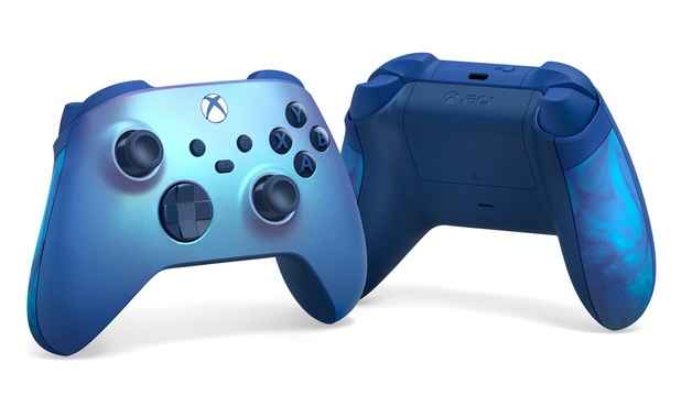 Xbox Wireless Controller - Aqua Shift Special Edition on Xbox Series X, Xbox One