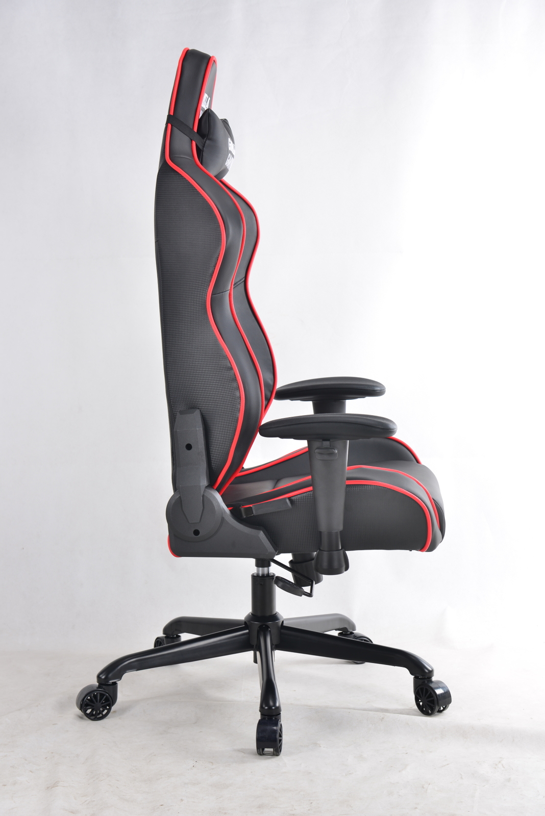 Gorilla Gaming Alpha Chair - Red & Black for image