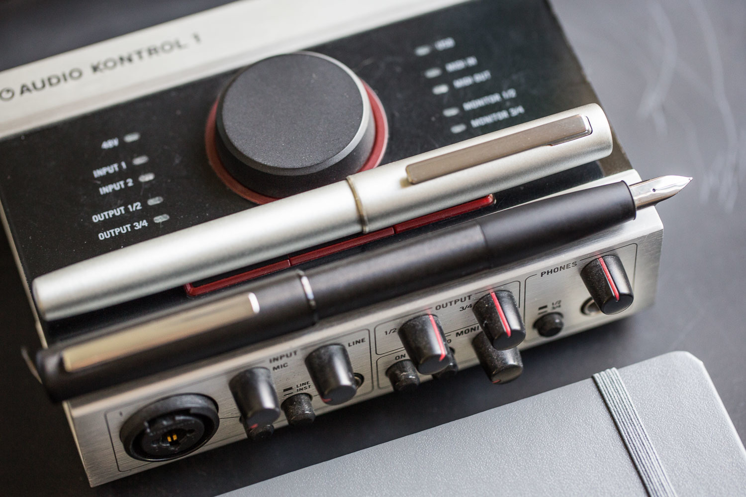 Lamy aion Fountain Pen - Olive/Silver (Medium) image