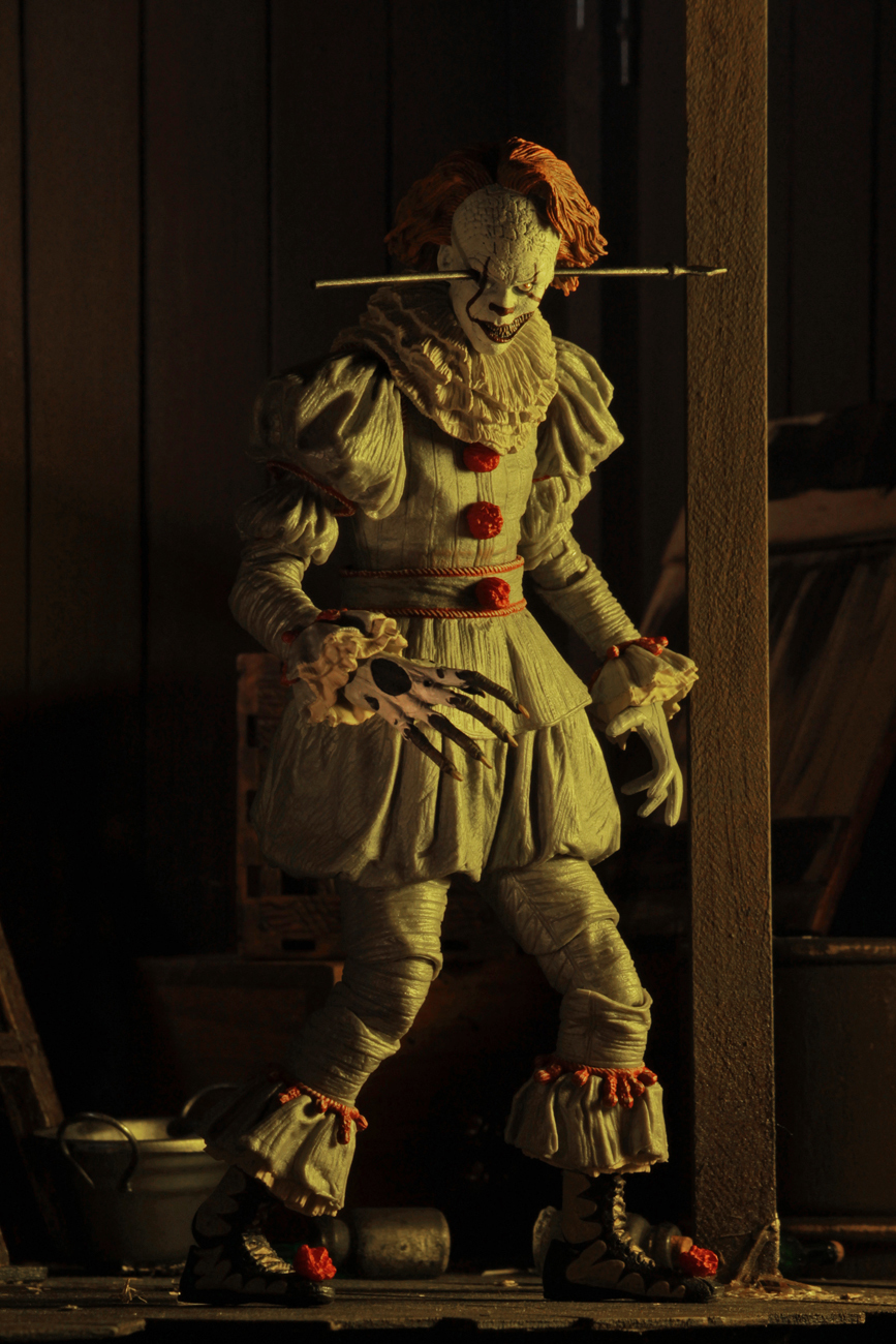 It (2017): Wellhouse Pennywise - 7" Ultimate Articulated Figure