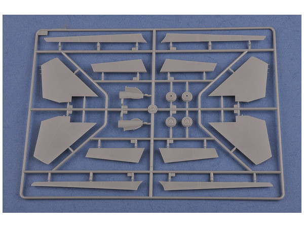 Hobby Boss: 1/48 Su-27 Flanker Early - Model Kit image