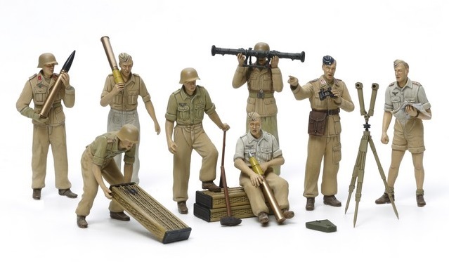Tamiya 1/35 German Africa Luftwaffe Crew - Model Kit image