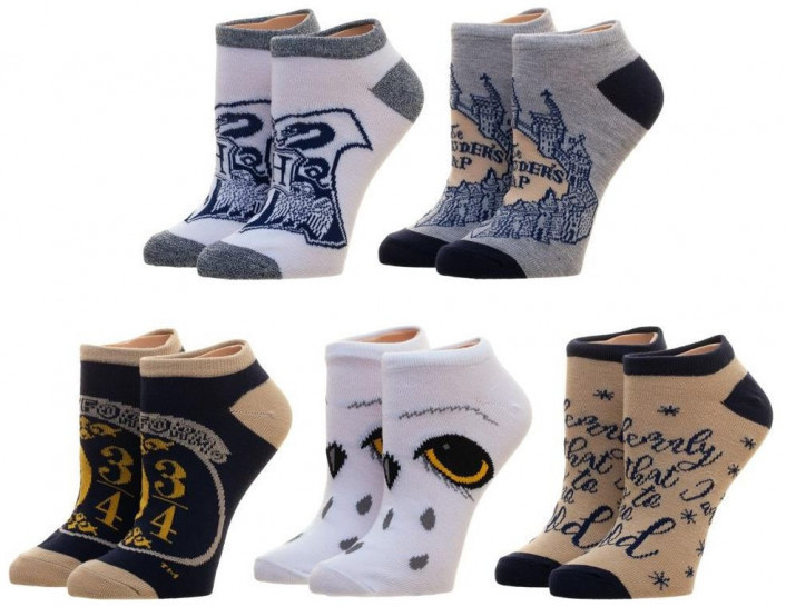 Harry Potter Holiday Hogwarts Socks image