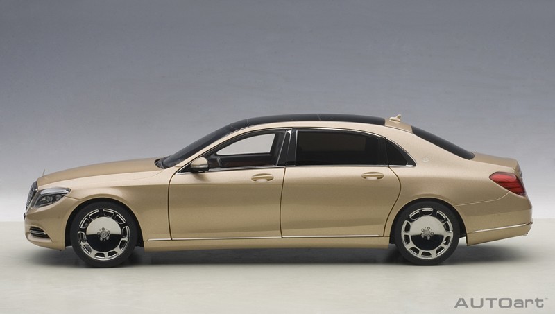 Autoart: 1/18 Mercedes Maybach S-klasse (S600) - Diecast Model image