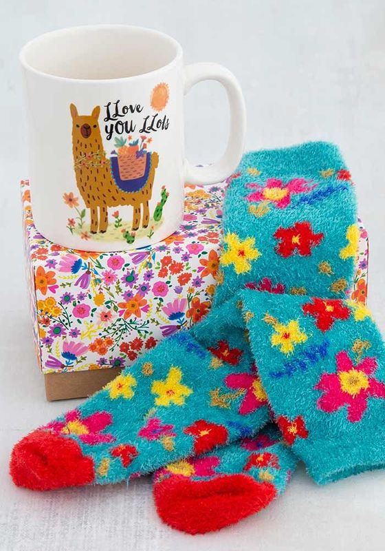 Natural Life Gift Set Mug & Socks at Mighty Ape NZ