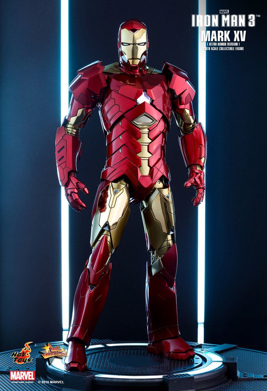 Iron Man 3: Mark XV Retro Armor - 1:6 Scale Figure image
