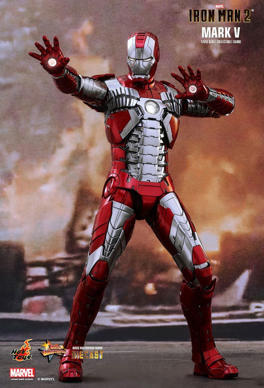 Avengers: Iron Man Mark V - 1:6 Scale Diecast Figure image