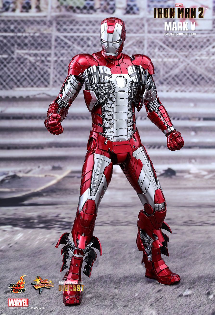 Avengers: Iron Man Mark V - 1:6 Scale Diecast Figure image