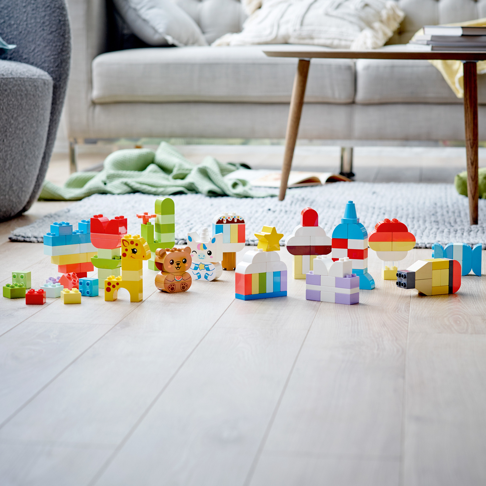 LEGO DUPLO: Creative Building Time (10978) image