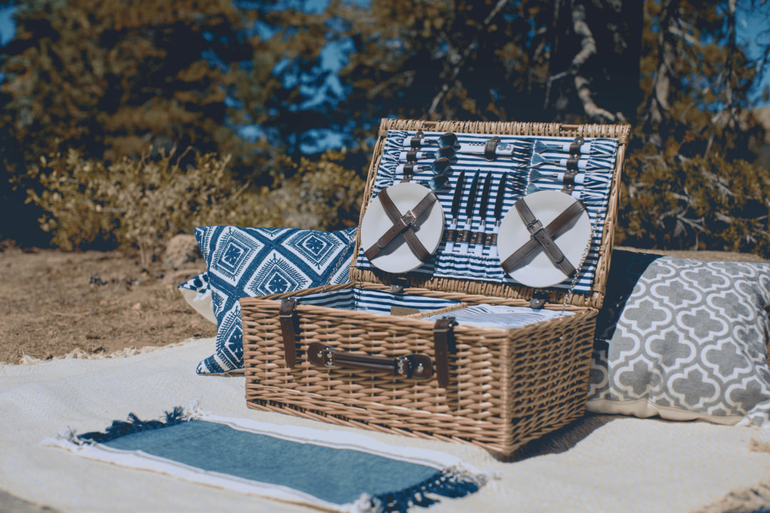 Picnic Time: Belmont Picnic Basket & Cooler (Navy and White Stripe) image