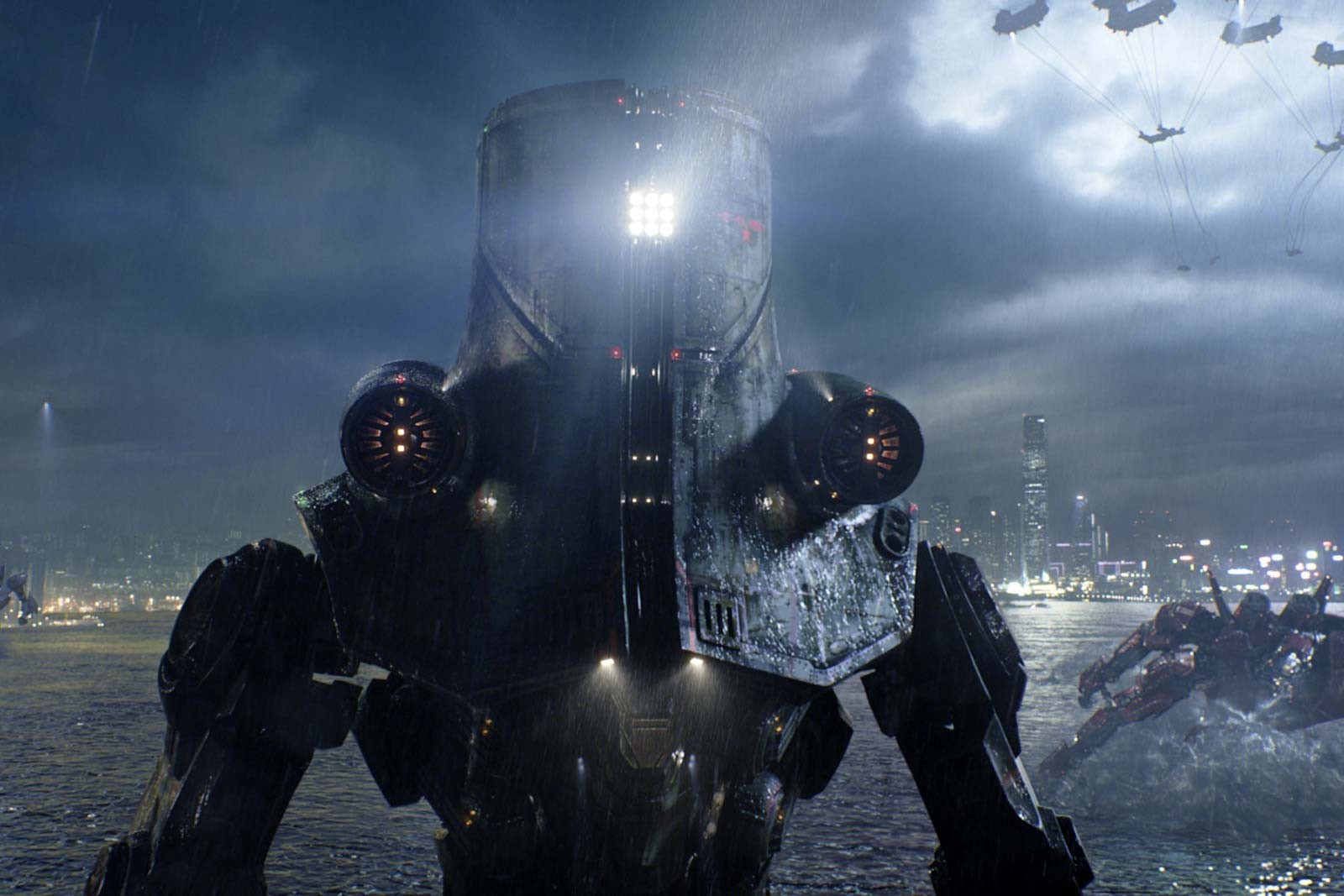 Pacific Rim on DVD image