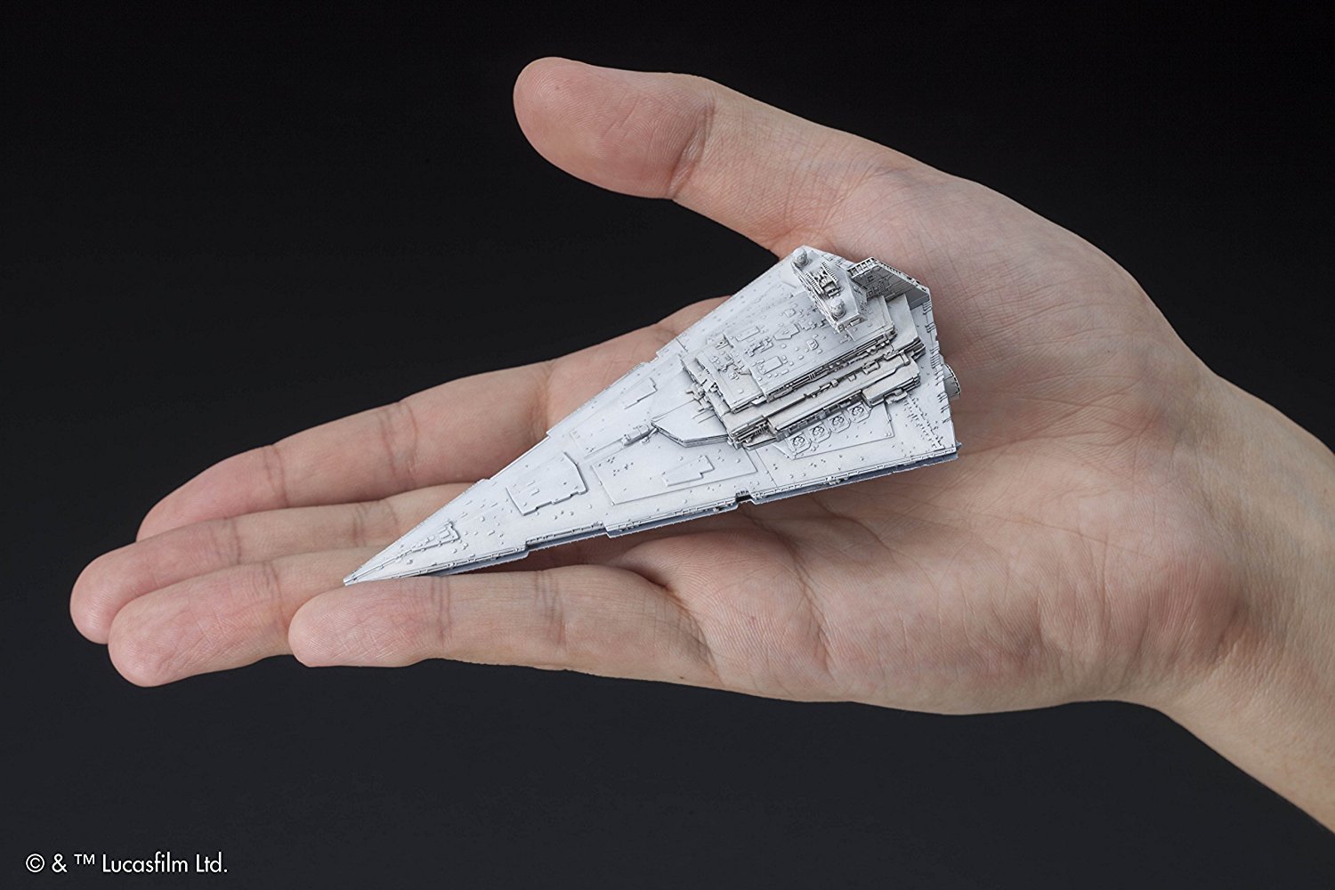 Star Wars: VEHICLE MODEL 001: Star Destroyer - Scale Model Kit image