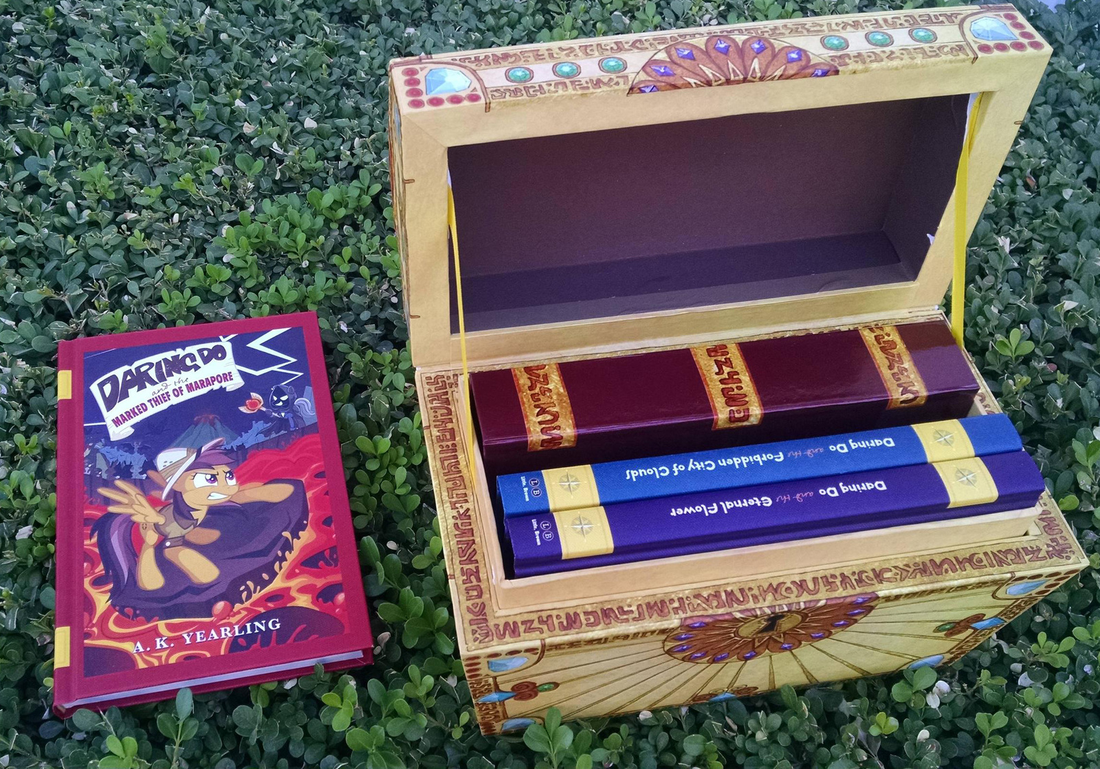 My Little Pony: The Daring Do Adventure Collection Box Set (3 Books & Exclusive Figure) by A K Yearling image