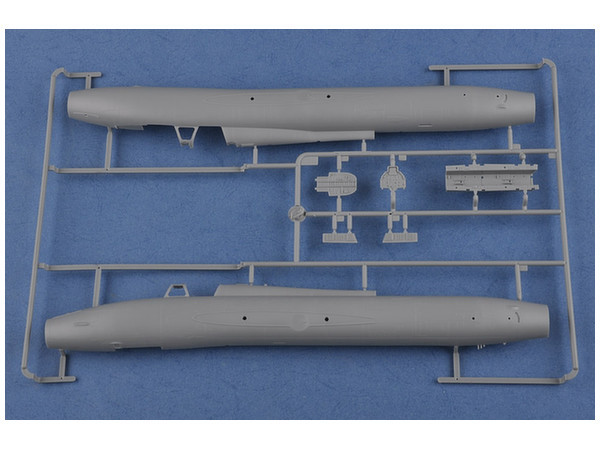 Hobby Boss: 1/48 Su-17UM3 Fitter-G - Model Kit image