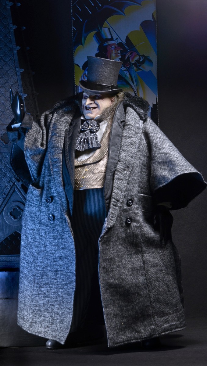 Batman Returns - Mayoral Penguin 1:4 Scale Figure image