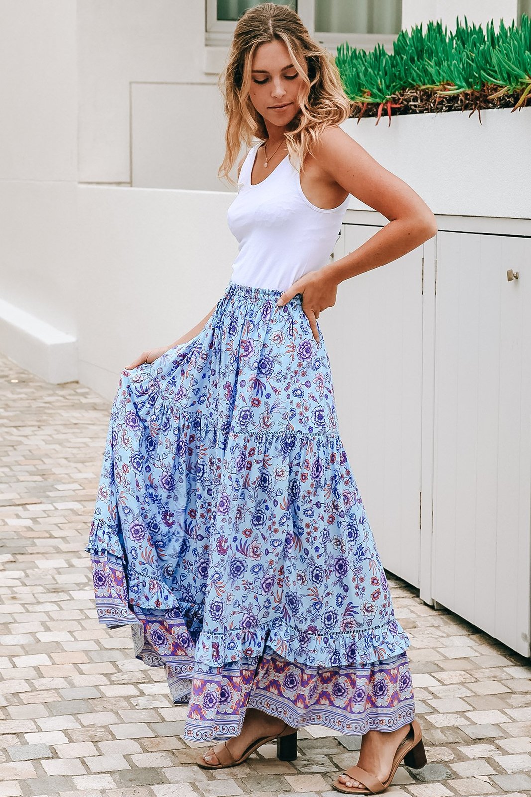 Kayla Maxi Skirt (Size 10) Women's at Mighty Ape Australia