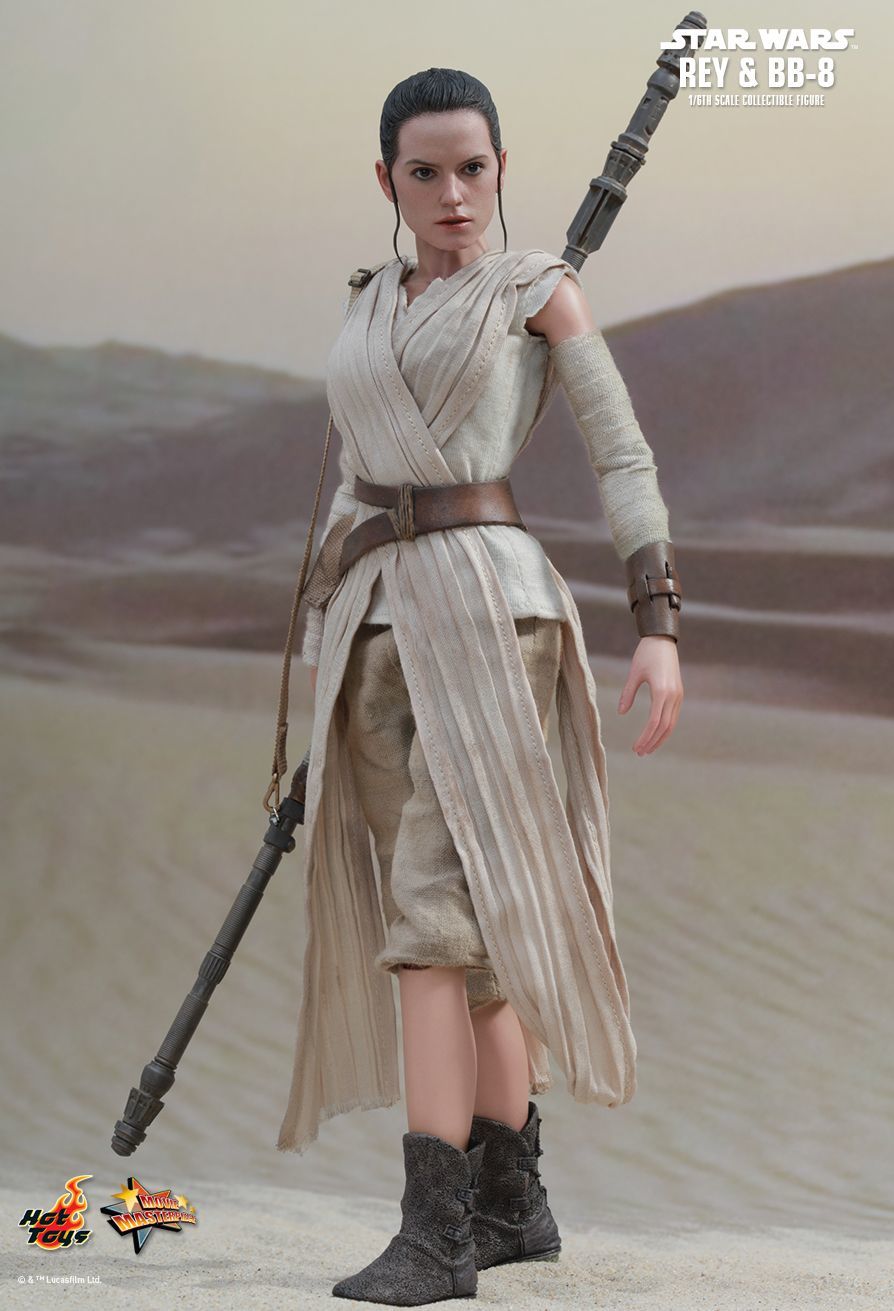 Star Wars: The Force Awakens - 12" Rey (Jakku) Figure