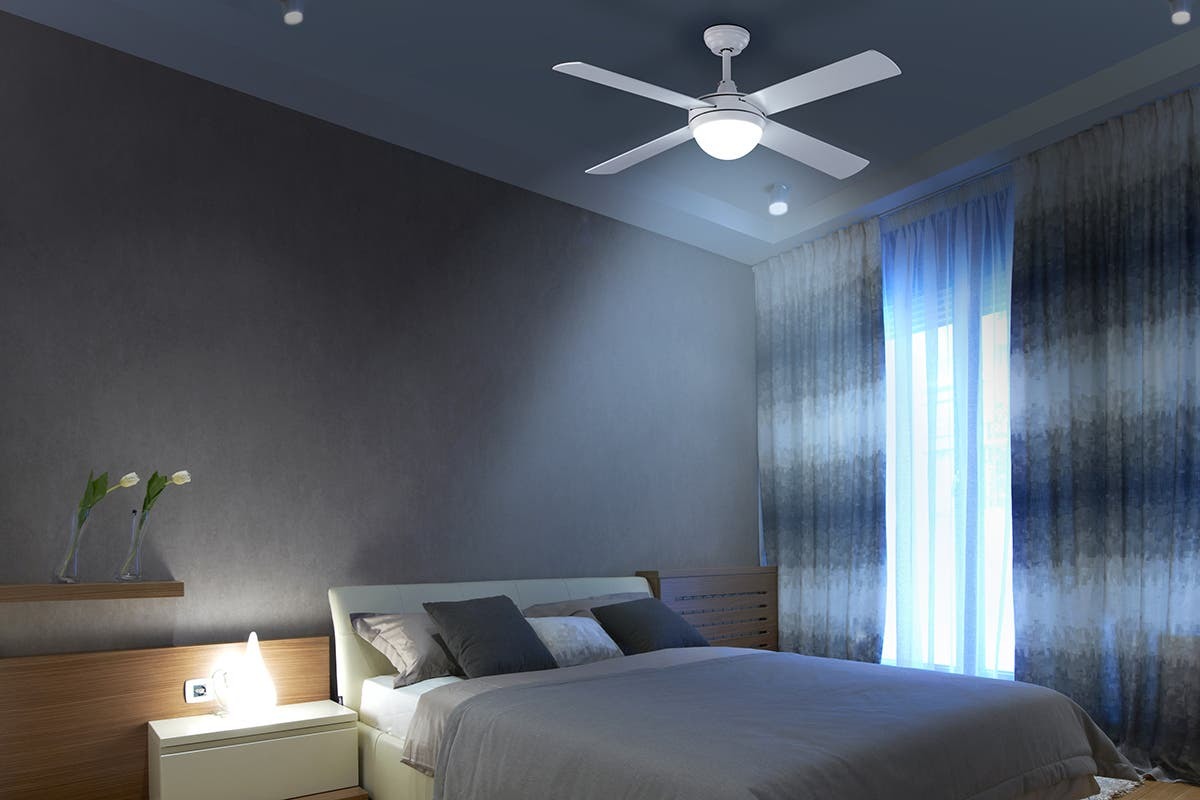 Buy Kogan 52″ 1300mm DC Motor Ceiling Fan with Light & Remote (White) at Mighty Ape NZ