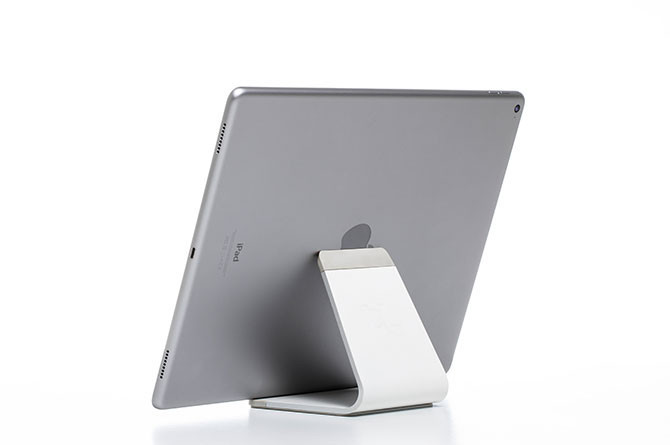 Bluelounge Mika Tablet Stand - White image