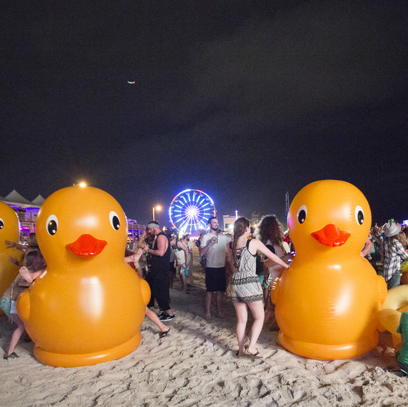 BigMouth Inc: Gigantic 7 Foot Rubber Duckie image