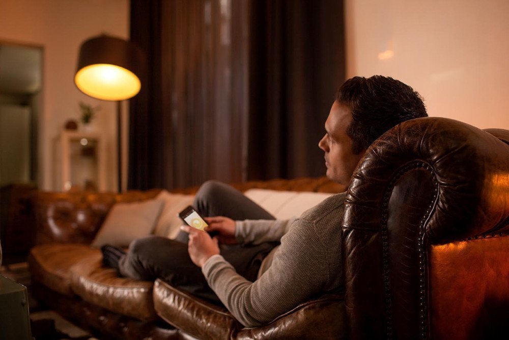 Philips Hue White Bulb - Bayonet image