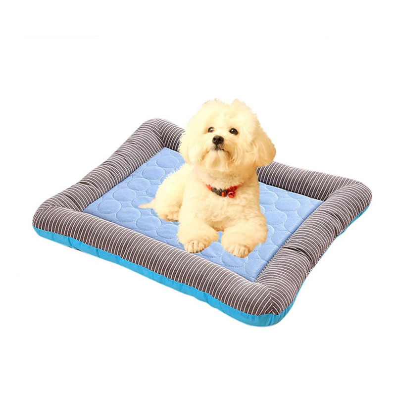 Ape Basics: Self Cooling Sleeping Mat (70 x 52cm)