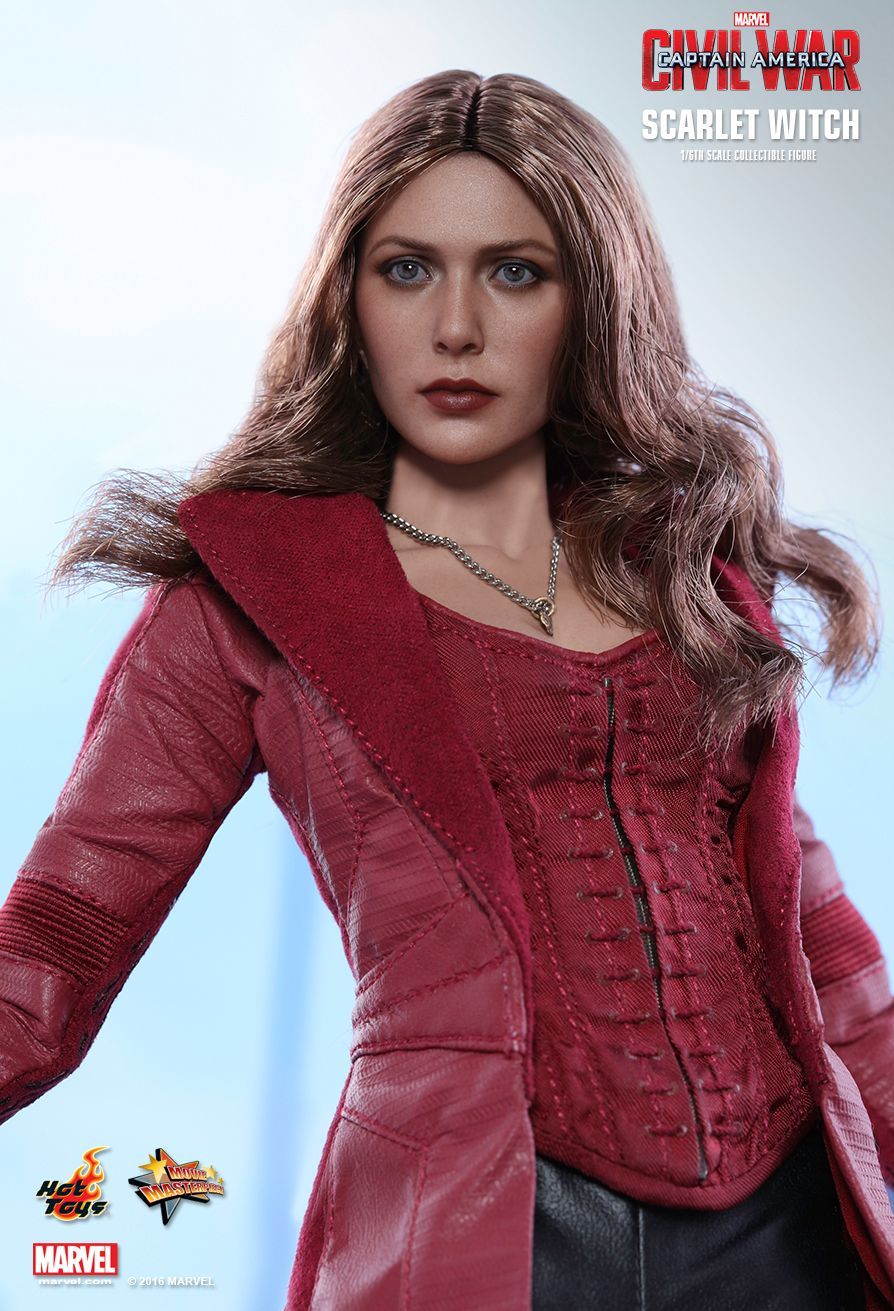 Captain America 3 - Scarlet Witch 12" Figure