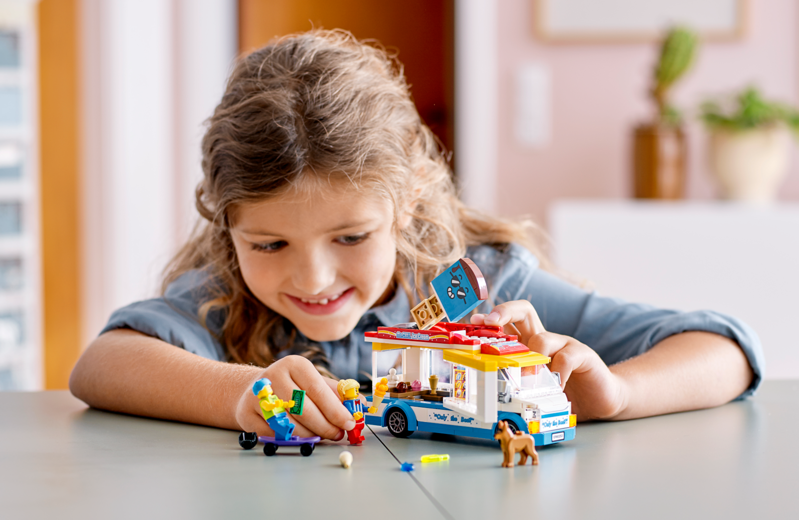LEGO City: Ice-cream Van - (60253) image