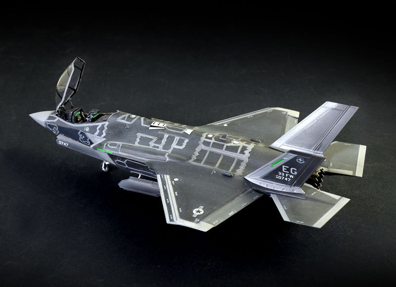 Italeri F - 35A Lightning ll 1/72 Model Kit