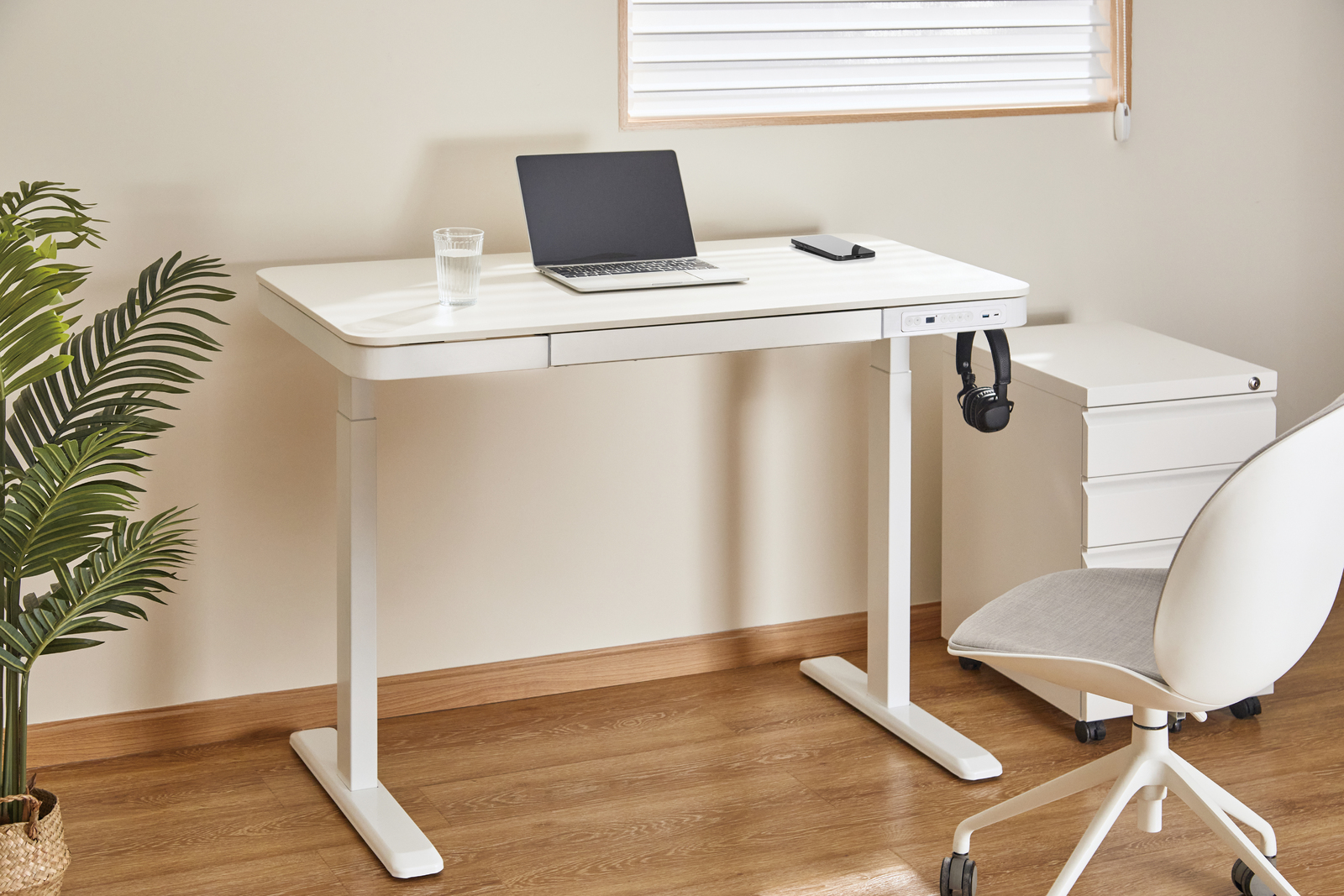 Buy Gorilla Office Height Adjustable Desk White/White at Mighty Ape NZ