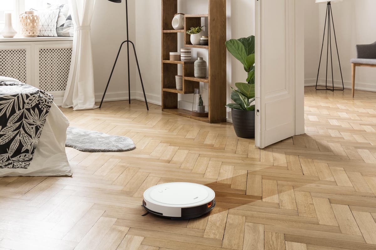 Kogan UltraClean G20 Robot Vacuum Cleaner and Mop at Mighty Ape NZ