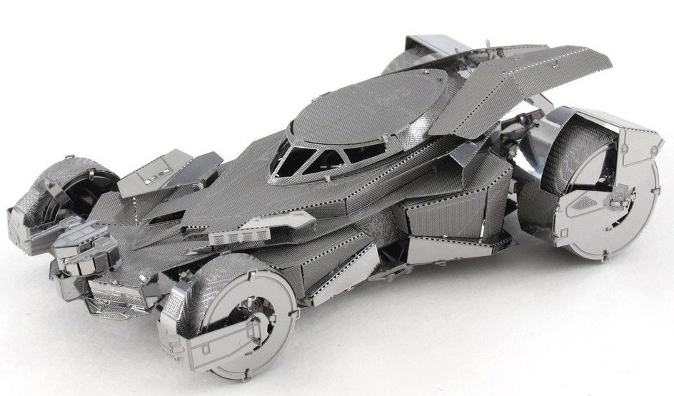 Metal Earth: Batman Vs Superman: Batmobile - Model Kit image