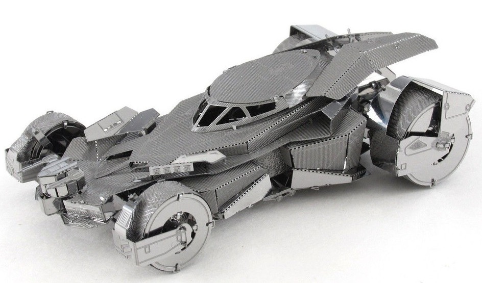 Batman Vs Superman: Batmobile - Model Kit image