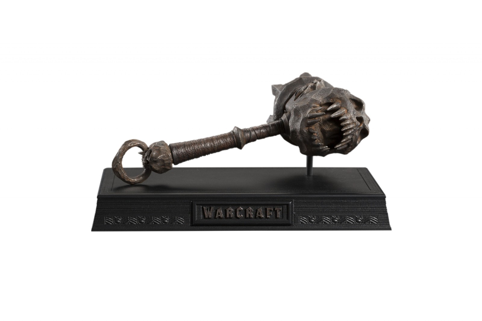 Warcraft Movie - 1:6 Skullbreaker of Blackhand Scale Replica