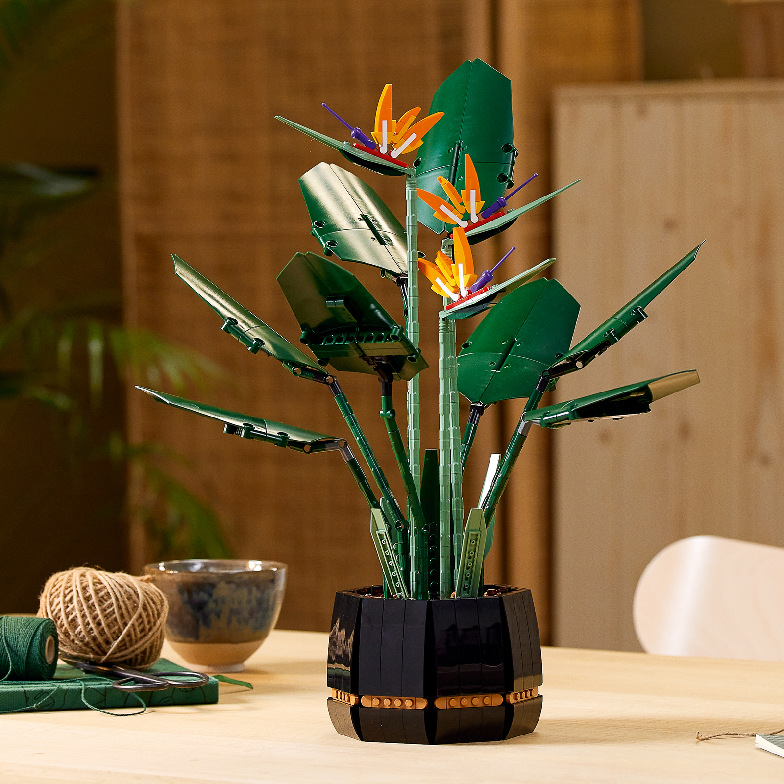 LEGO Creator: Botanical Series - Bird of Paradise (10289) image