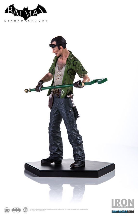 Batman: Arkham Knight: The Riddler - 1:10 Scale Statue image