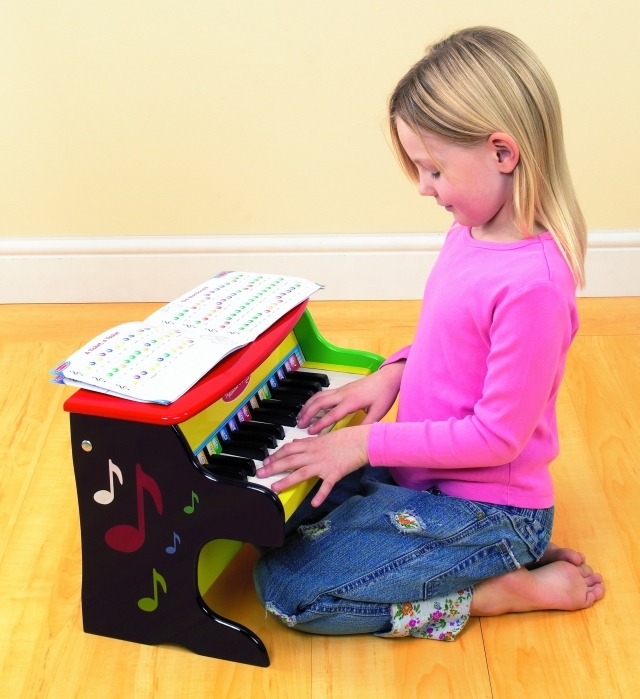 Learn to Play Wooden Piano - Melissa & Doug