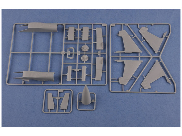 Hobby Boss: 1/48 Su-27 Flanker Early - Model Kit image
