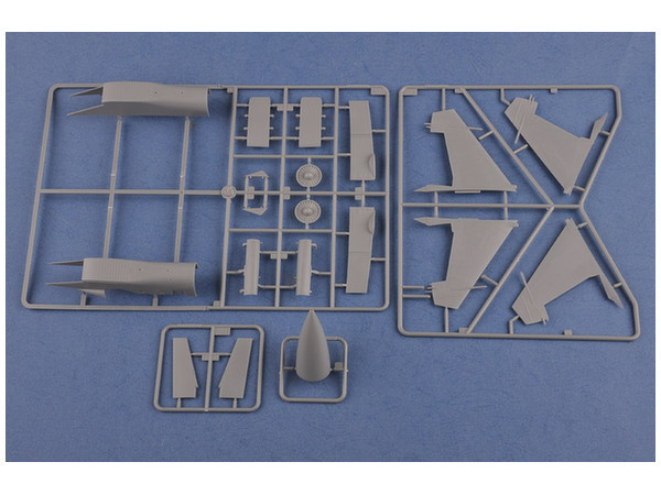 1/48 Su-27 Flanker Early - Model Kit image