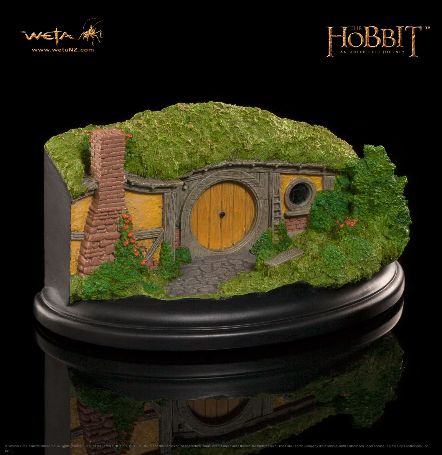The Hobbit 1 Bagshot Row Hobbit Hole Statue - by Weta image