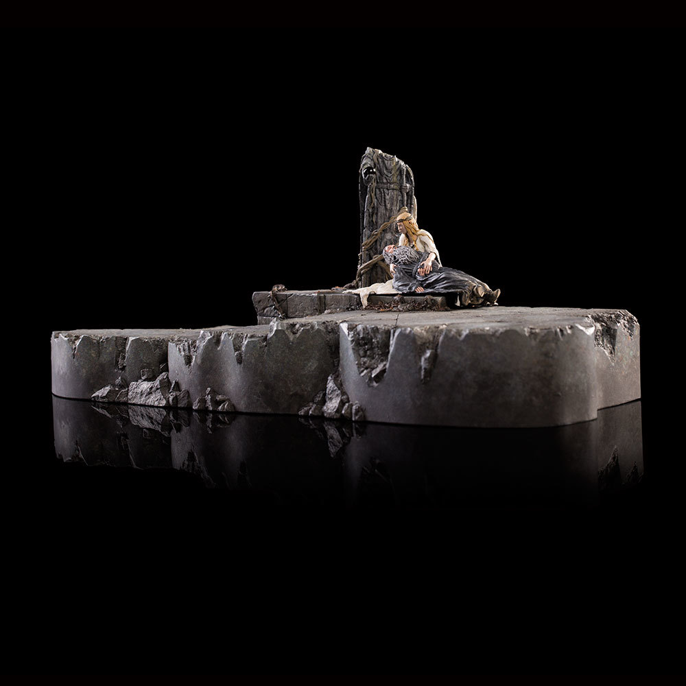 The Hobbit: Palantír Courtyard: Dol Guldur - Environment Statue image