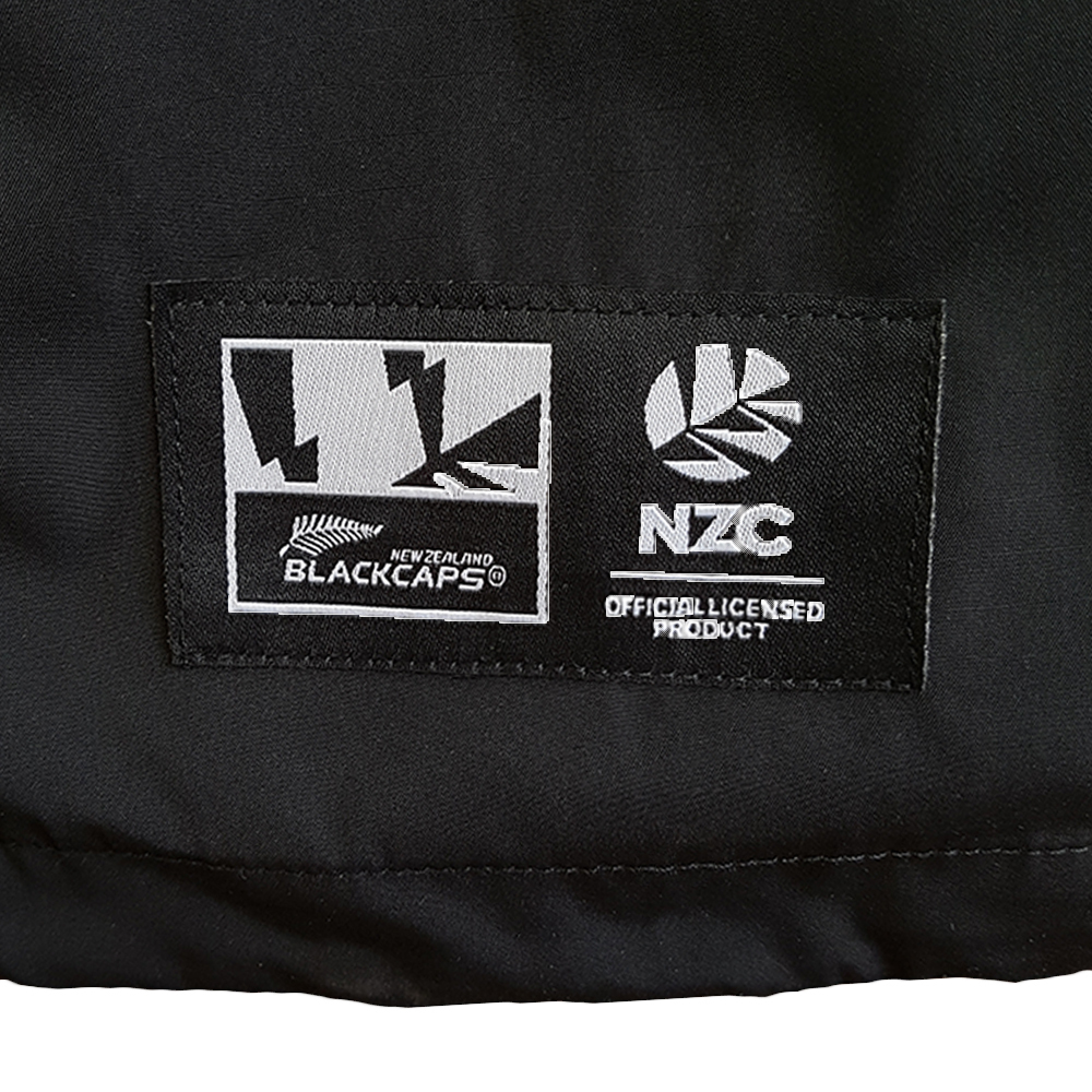 Blackcaps Supporters Showerproof Shell Jacket (Medium)