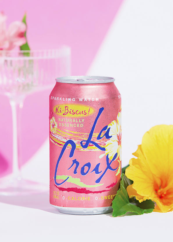 La Croix Sparkling Water - Hi-biscus image